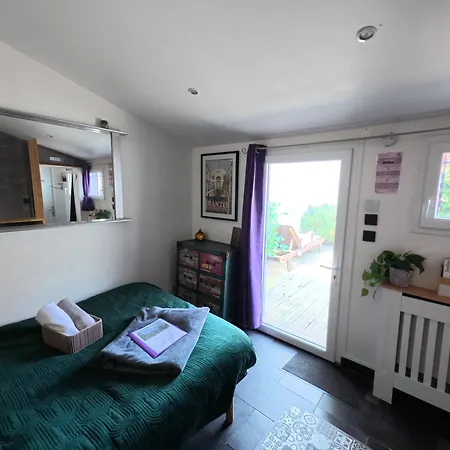 Quarto em Acomodações Particulares Le Nid Nantais Cosy à Nantes, Parc - Expo , Stade La Beaujoire Nantes